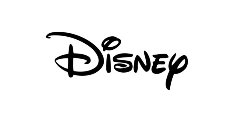 El impactante anuncio de la película de Disney les da a los fanáticos su deseo 18 años después
