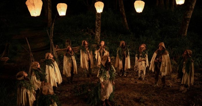 MixCollage-18-Feb-2025-02-57-PM-686.jpg Yellowjackets Temporada 3 Episodio 3 Fecha de lanzamiento, hora y ver en línea gratis