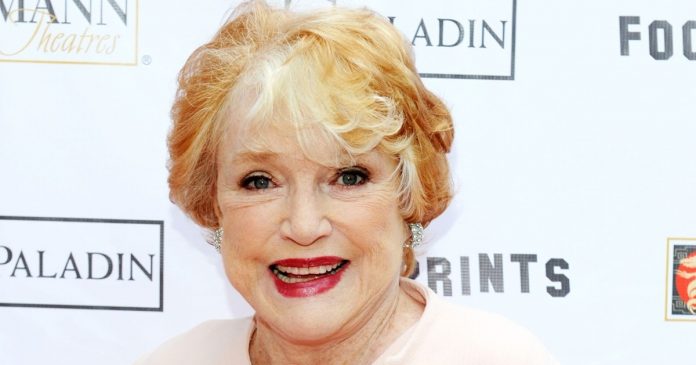 What-Happened-to-Pippa-Scott-The-Searchers-Actress-Passes-Away-.jpg ¿Qué pasó con Pippa Scott? La actriz de los buscadores fallece